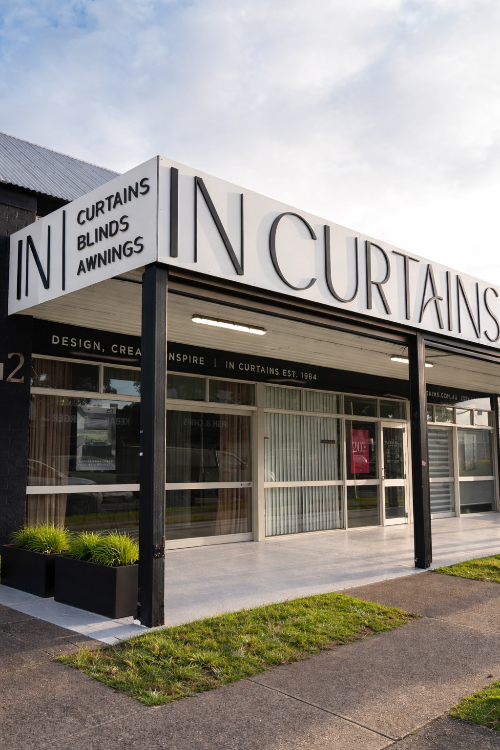 about-in-curtains-img